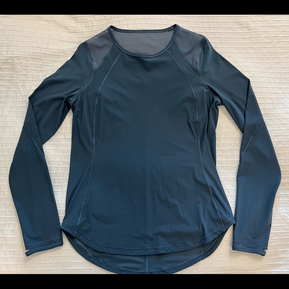 Lululemon Sculpt Long Sleeved Shirt - Iron Blue - Sz 6 - EXCELLENT CONDITION!